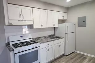 63 E Main Street 14, Bogota, NJ 07603 - Photo 5