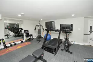 196 Graphic Blvd, Bergenfield, NJ 07621 - Photo 29