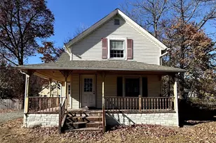 13 Mountainside Ave, Mahwah, NJ 07430 - Photo 1