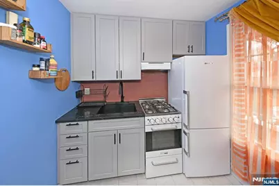 23-16 Howard Avenue D #D, Fair Lawn, NJ 07410 - Photo 7