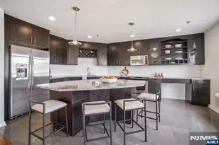93 Palisade, Cliffside Park, NJ 07010 - Photo 5