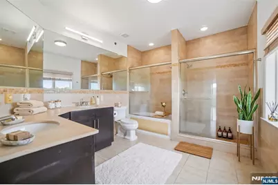 93 Palisade, Cliffside Park, NJ 07010 - Photo 9
