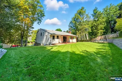 40 Magnolia Avenue, Tenafly, NJ 07670 - Photo 43