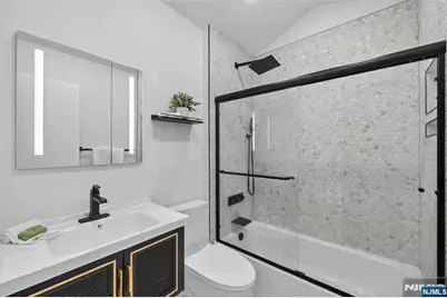 357 Oradell Avenue, Oradell, NJ 07649 - Photo 15