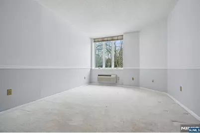 10 Smith Manor Boulevard 107 #107, West Orange Township, NJ 07052 - Photo 15