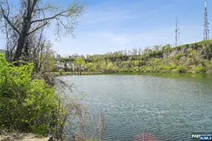 10 Smith Manor Blvd 107, West Orange Township, NJ 07052 - Photo 29