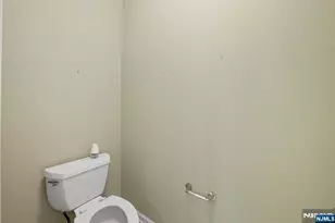 6406 Warrens Way Top Floor &amp Dee, Wanaque, NJ 07465 - Photo 33