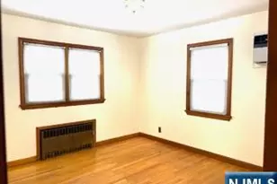 734 Louise Ct, Lyndhurst Township, NJ 07071 - Photo 7