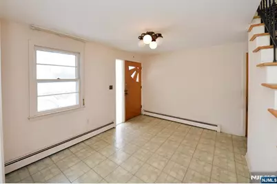 130 Washington Avenue, New Milford, NJ 07646 - Photo 3