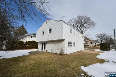 130 Washington Avenue, New Milford, NJ 07646 - Photo 27