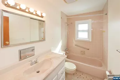 130 Washington Avenue, New Milford, NJ 07646 - Photo 25