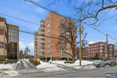 712 Broad Street 3C #3C, Elizabeth, NJ 07208 - Photo 3