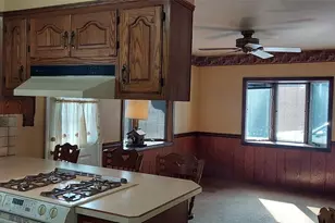 412 Flaker Dr, Wyckoff Township, NJ 07481 - Photo 5