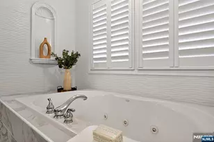 4 Generals Ln, Totowa, NJ 07512 - Photo 35