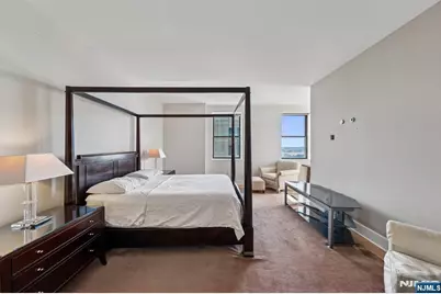 4 Beacon Way Ph 1900 #PH 1900, Jersey City, NJ 07304 - Photo 17