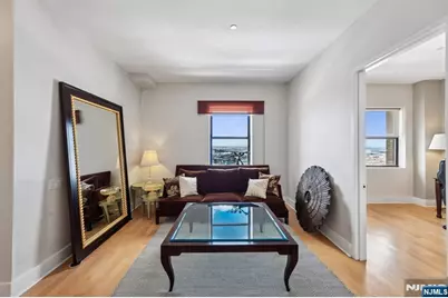 4 Beacon Way Ph 1900 #PH 1900, Jersey City, NJ 07304 - Photo 9