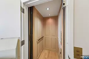 4 Beacon Way Ph 1900, Jersey City, NJ 07304 - Photo 29