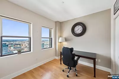 4 Beacon Way Ph 1900 #PH 1900, Jersey City, NJ 07304 - Photo 21