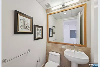 4 Beacon Way Ph 1900 #PH 1900, Jersey City, NJ 07304 - Photo 11