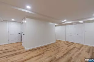 326 Parker Ave 1, Hackensack, NJ 07601 - Photo 23