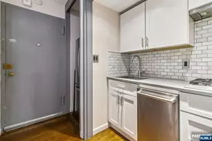 3050 Edwin Ave, Fort Lee, NJ 07024 - Photo 11