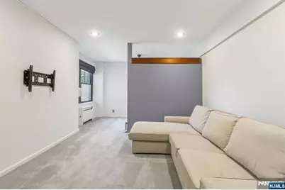 3050 Edwin Avenue #2D, Fort Lee, NJ 07024 - Photo 17