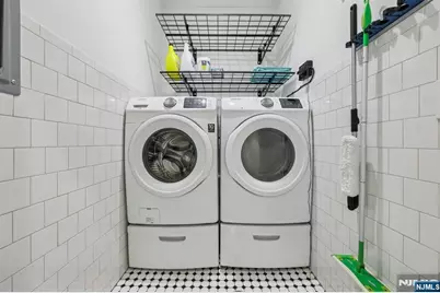 239 Desoto Place #2, Cliffside Park, NJ 07010 - Photo 25