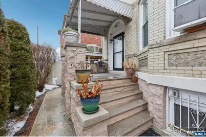 239 Desoto Place #2, Cliffside Park, NJ 07010 - Photo 3