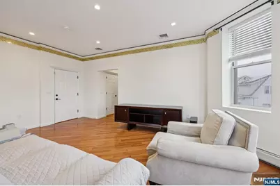 239 Desoto Place #2, Cliffside Park, NJ 07010 - Photo 7