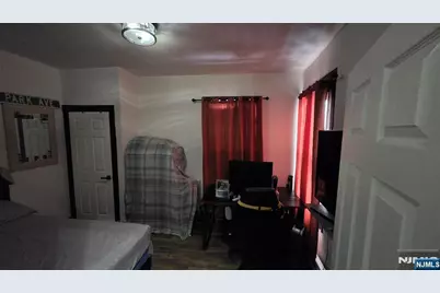 32 Emmet Street, Newark, NJ 07114 - Photo 13