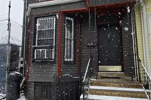 32 Emmet St, Newark, NJ 07114 - Photo 1