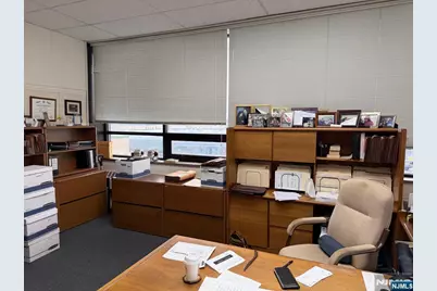 1051 Bloomfield Avenue 2A #2A, Clifton, NJ 07012 - Photo 3