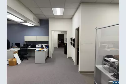 1051 Bloomfield Avenue 2A #2A, Clifton, NJ 07012 - Photo 11