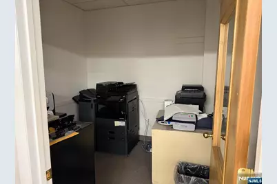 1051 Bloomfield Avenue 2A #2A, Clifton, NJ 07012 - Photo 15