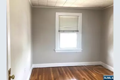 636 Wyckoff Avenue, Wyckoff Township, NJ 07481 - Photo 9