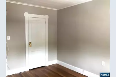 636 Wyckoff Avenue, Wyckoff Township, NJ 07481 - Photo 7