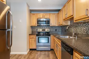 115 Polifly Road 5D, Hackensack, NJ 07601 - Photo 5