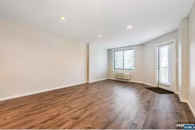 115 Polifly Road 5D #5D, Hackensack, NJ 07601 - Photo 3