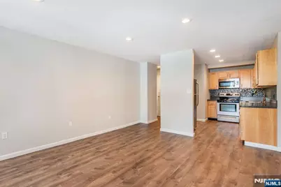 115 Polifly Road 5D #5D, Hackensack, NJ 07601 - Photo 7