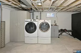 262 Spring Valley Ave, Hackensack, NJ 07601 - Photo 23