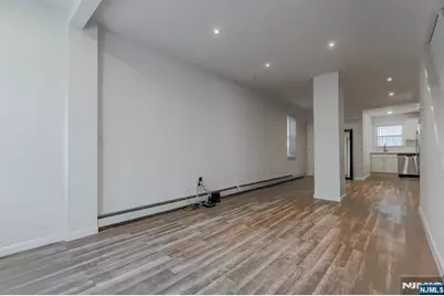 562 18th Street, Newark, NJ 07103 - Photo 3