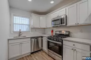 562 18th St, Newark, NJ 07103 - Photo 7