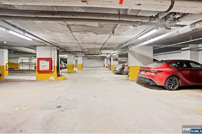 277 Prospect Avenue 18B #18B, Hackensack, NJ 07601 - Photo 27