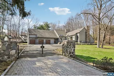 11 Carlough Road, Upper Saddle River, NJ 07458 - Photo 43