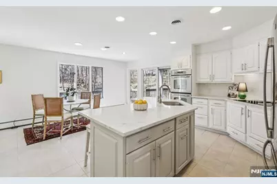 11 Carlough Road, Upper Saddle River, NJ 07458 - Photo 15