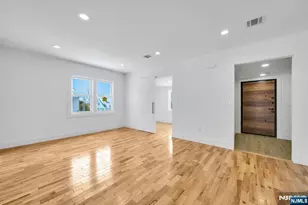 309 Ottawa Ave, Hasbrouck Heights, NJ 07604 - Photo 9