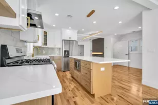 309 Ottawa Ave, Hasbrouck Heights, NJ 07604 - Photo 13