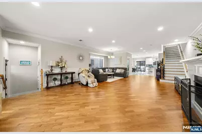 532 6th Street A #A, Palisades Park, NJ 07650 - Photo 5