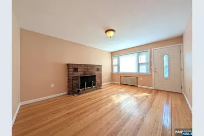637 8th Street 1 #1, Lyndhurst Township, NJ 07071 - Photo 3