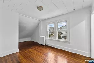 1614 Center Ave, Fort Lee, NJ 07024 - Photo 15